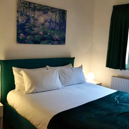 Emerald - In The Heart Of Trastevere Rome Buitenkant foto